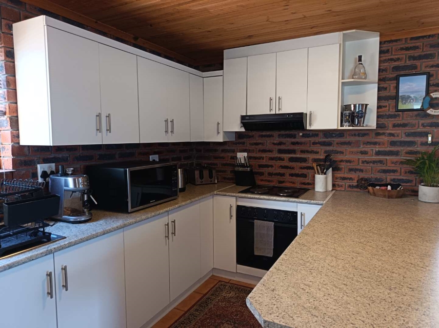 2 Bedroom Property for Sale in Pearly Beach Western Cape